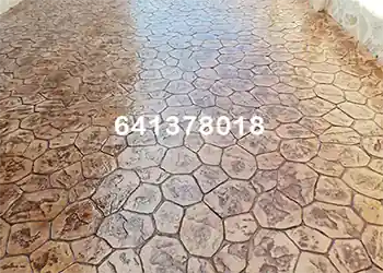 Patio hormigón impreso, moldes manta