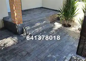 Hormigón impreso alrededor de la piscina