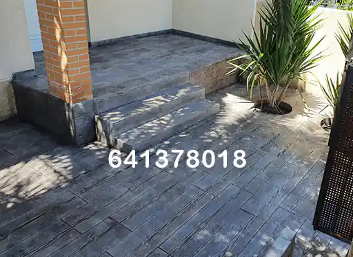 Obra de hormigón impreso en Illas